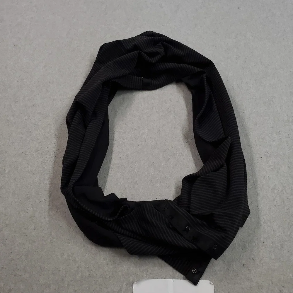 Lululemon Women Black Scarf Striped  Vinyasa Infinity Snap
